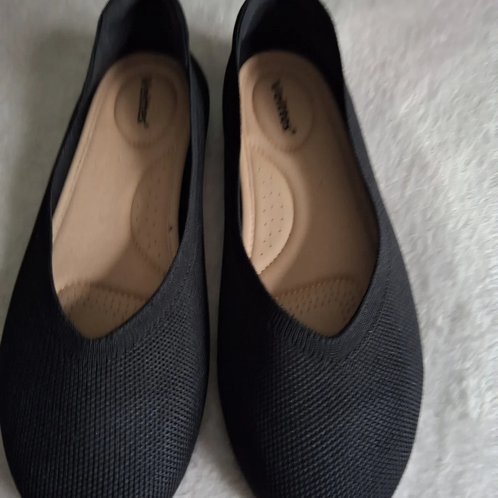 Women's Black Knit Slip-On Flats